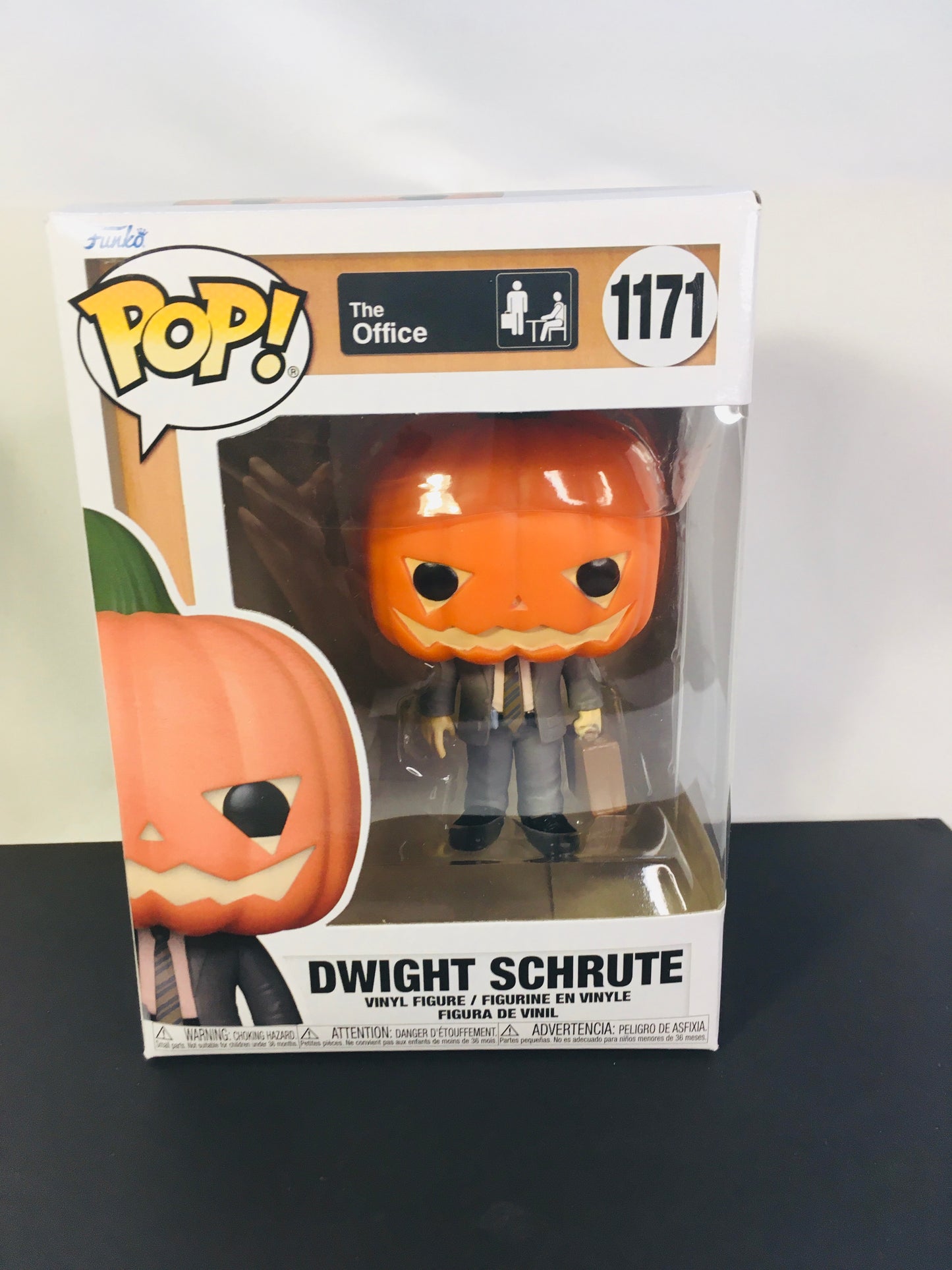 Nabestelling: Funko Pop Dwight Schrute 1171 Pompoenhoofd