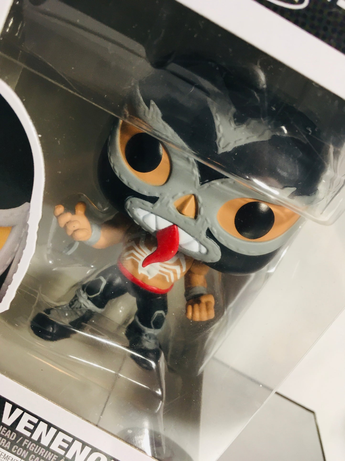Funko Pop! El Venenoide 707 Lucha Libre Marvel