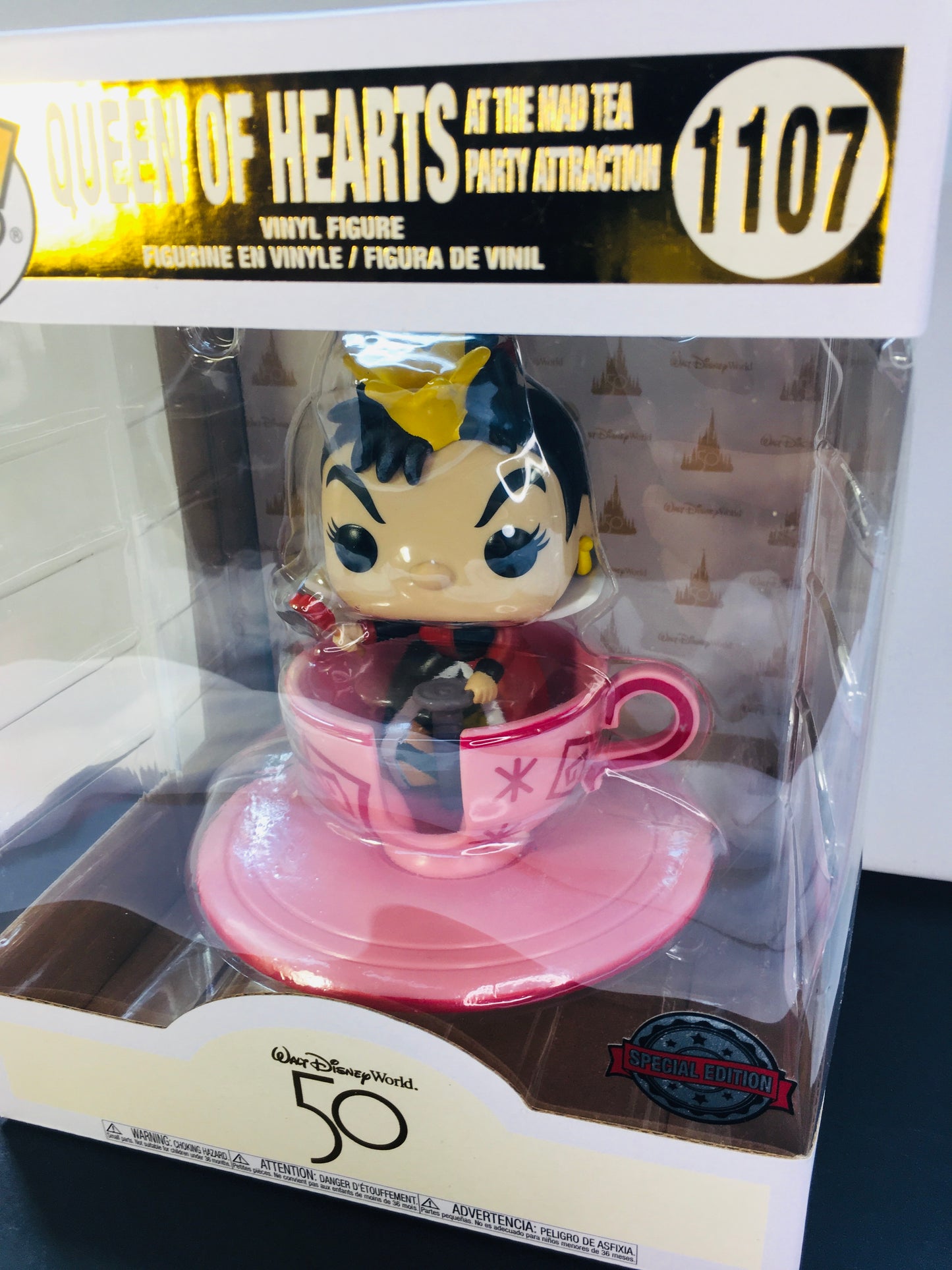 Vaulted Funko Pop Queen of Hearts 1107