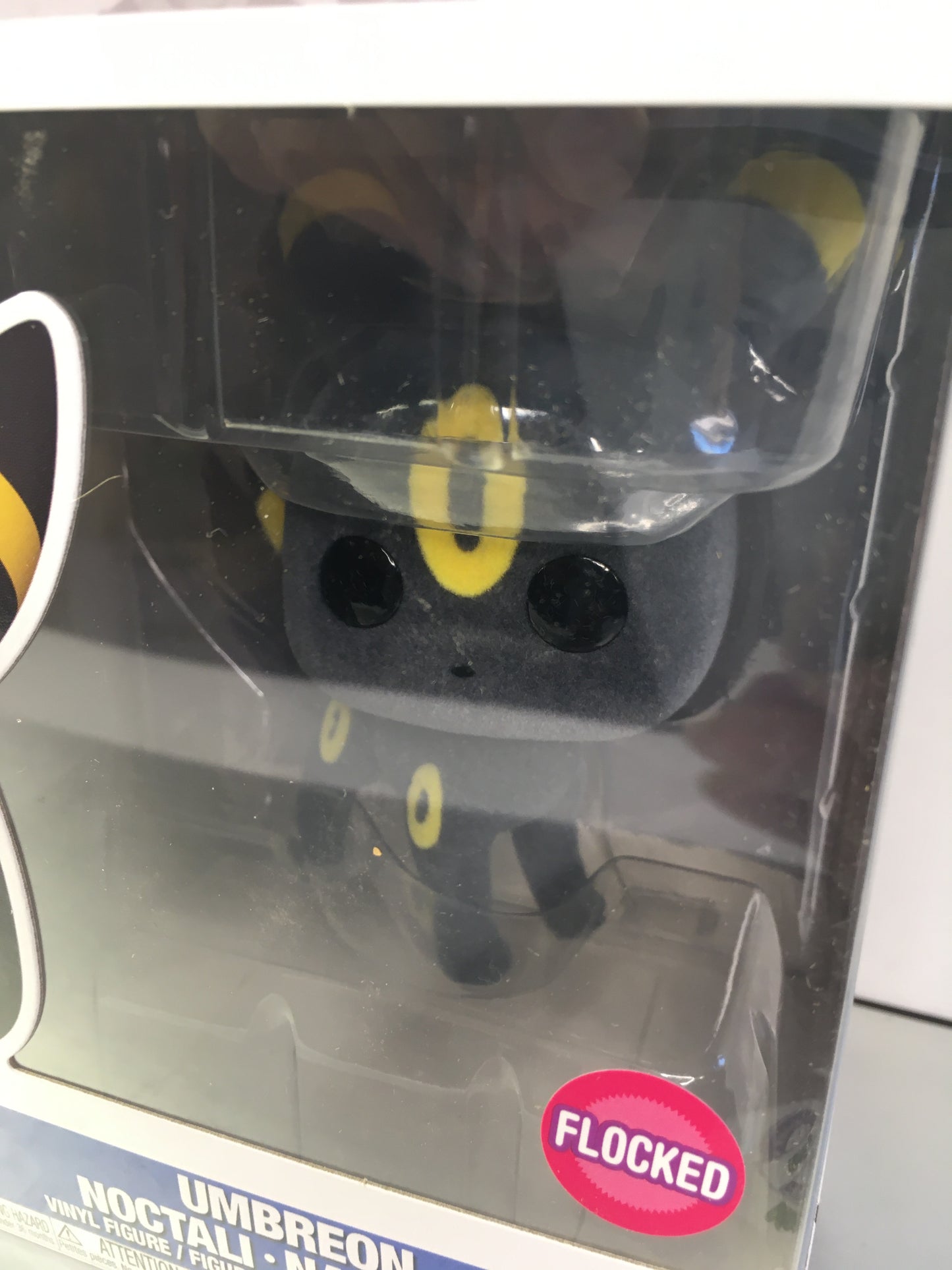 Funko Pop Umbreon 948 Flocked