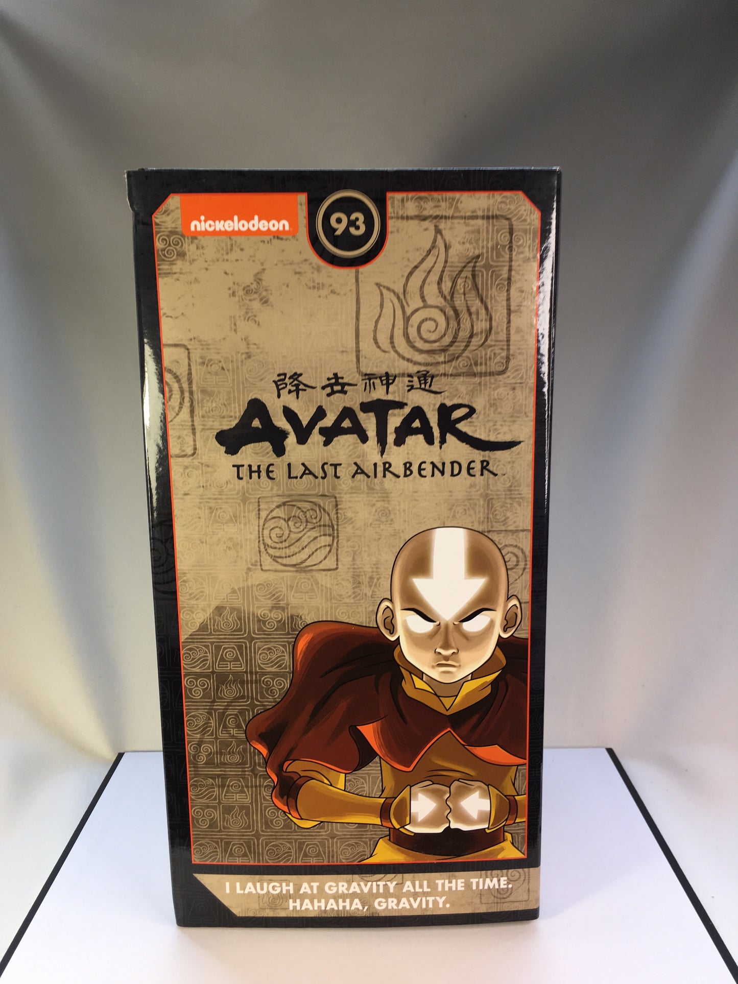 Aang with Momo Q Fig Max Elite Avatar the Last Airbender Figure Statue