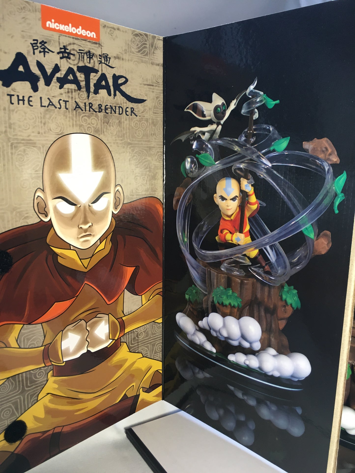 Aang with Momo Q Fig Max Elite Avatar the Last Airbender Figure Statue